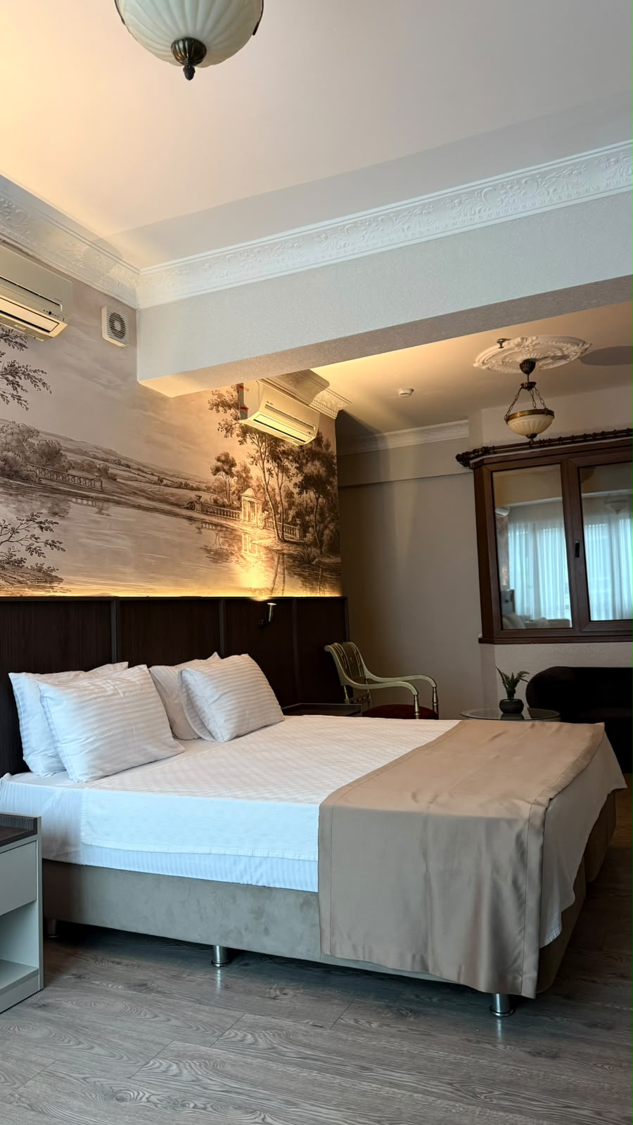 Pasha Palas Hotel room-classic